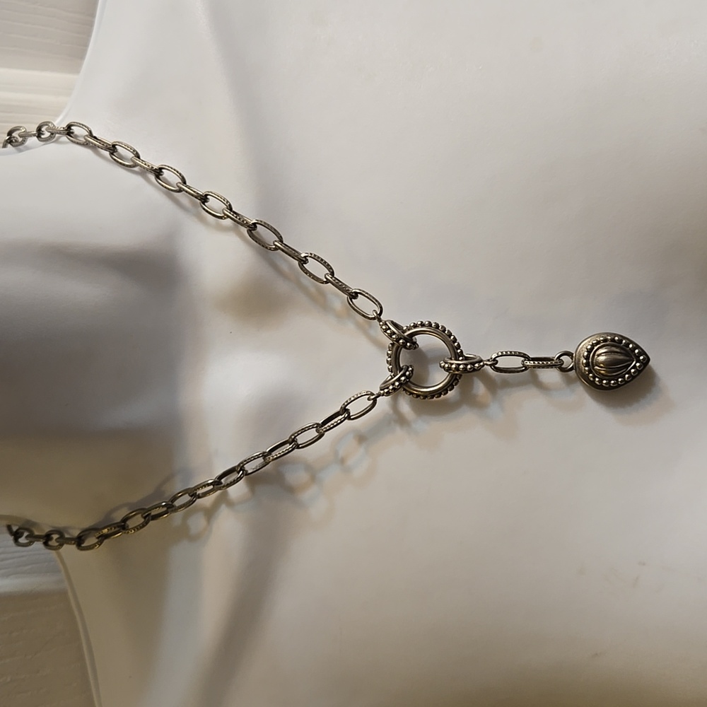 Oscar de la Renta Silver Tone Drop Pendant Necklace